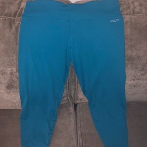 Calvin Klein workout Capri Leggings